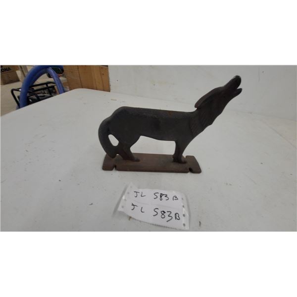 Vintage Cast Iron Howling Wolf Boot Scrape with Rectangular Mounting Plate 7" x 9"