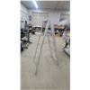Image 3 : Louisville Ladder 6' Type 1A Aluminum Stepladder, Model SK-7070