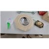 Image 3 : Sunbeam Heating Pad, Bathroom Scale and More