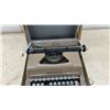 Image 5 : Underwood Correspondent Portable Typewriter With Case, Made in Canada, Circa 1950s