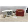 Image 1 : Sparton Model 50152 Radio, 1947; Admiral Clock Radio