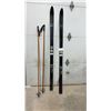 Image 1 : Vintage Quebecker 185cm Skis with Look Roty-O-Matic 75mm Bindings and Wooden Poles