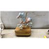 Image 4 : 6 Music Boxes; Angel, Tea Kettle, Piano and More
