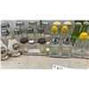 Image 4 : Assorted Vintage and Souvenir Salt and Pepper Shakers Including Niagara Falls, 7UP, and More