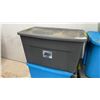 Image 3 : 5 Totes with 4 Lids