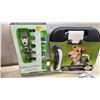 Image 6 : Wahl Pro Series Lithium Ion Pet Clipper Kit, Wahl Lithium Ion Trimmer, Leash, Bag and More