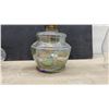 Image 9 : Vintage Silver-Plated Crumb Scoop with Flying Ducks Design and Two Glass Oil Lamps with Chimneys