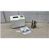 Image 1 : Black & Decker All-in-One Horizontal Automatic Breadmaker With Manual & Iron
