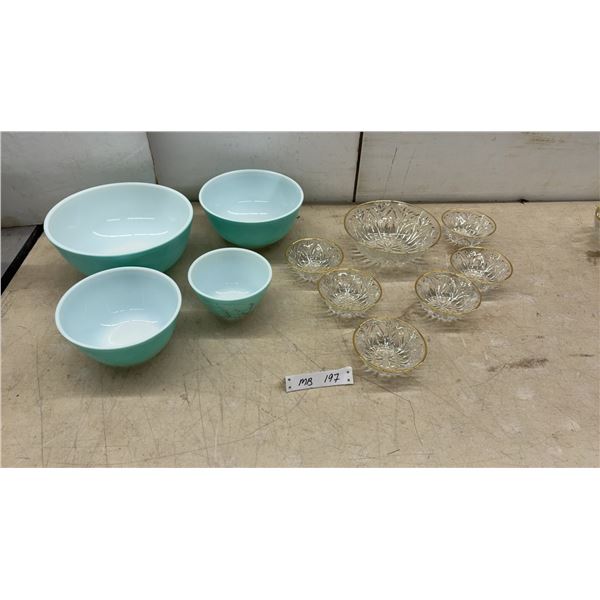Vintage Pyrex Turquoise Nesting Mixing Bowls Set (3 Bowls Have Discoloration at Bottom)