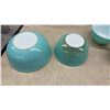 Image 3 : Vintage Pyrex Turquoise Nesting Mixing Bowls Set (3 Bowls Have Discoloration at Bottom)