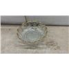Image 8 : 4 Milk Glass Mixing Bowls, 3 Federal, 1 Fire-King Milk & Anchor Hocking Gold Trim Glass Bowls