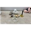 Image 6 : Wall Clock, Ceramic Cocker Spaniel, Horse and Pig Figurines, Bedside Lamp, No Hunting Wood Sign