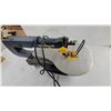 Image 2 : Mastercraft Scroll Saw, Model 055-6750-8 with Manual Woodworking Books Extra Blades and a Wood