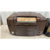 Image 2 : Vintage Marconi Model 224 and Viking Model 101 Bakelite Tabletop AM Radios, Circa 1949-1950