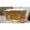 Image 3 : Vintage Tube Radio Lot: General Electric RC 6517-2, Silvertone Clock Radio and More