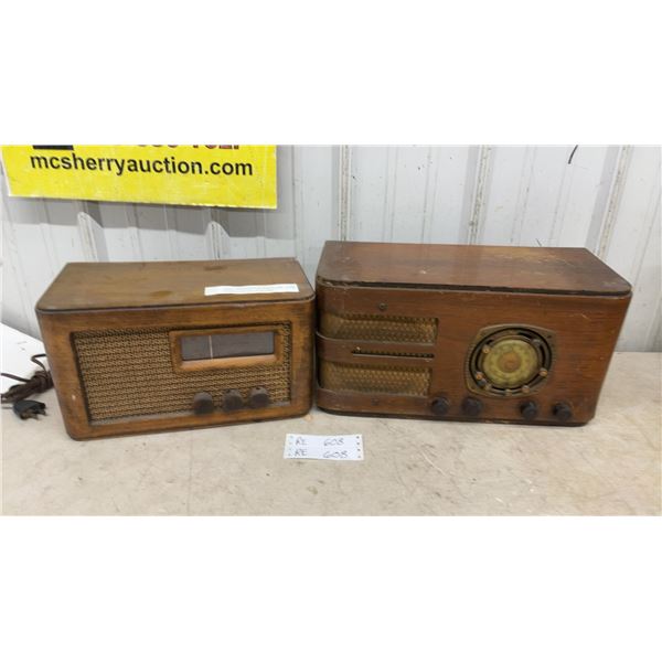 2 Vintage Wooden Tube Radios; 1947 Westinghouse Model 579 and RCA 85-TA