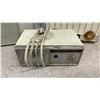 Image 3 : 4 Vintage Radios; Baycrest Clock Radio, 1957 Westinghouse and More