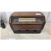 Image 5 : DeForest & RCA Victor Tube Radios