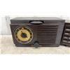 Image 5 : Three Vintage Radios: RCA Victor Co. Ltd. Radio, General Electric Clock Radio, & Unidentified Radio
