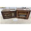 Image 1 : 1941/42 Marconi Model 213 Wood Tube Radio, Converted to Electric, and RCA Victor Tube Radio