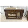 Image 2 : 1941/42 Marconi Model 213 Wood Tube Radio, Converted to Electric, and RCA Victor Tube Radio