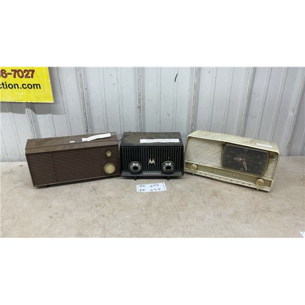 Vintage Tube Radio Lot: 1964 Viking RM666, 1956 Motorola MK-56R, and RCA Victor Clock Radio