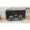 Image 4 : Vintage Tube Radio Lot: 1964 Viking RM666, 1956 Motorola MK-56R, and RCA Victor Clock Radio