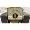 Image 3 : Zenith "The Royalty of Radio" Portable & Tabletop Radios, Standard Broadcast, 55-160 KC