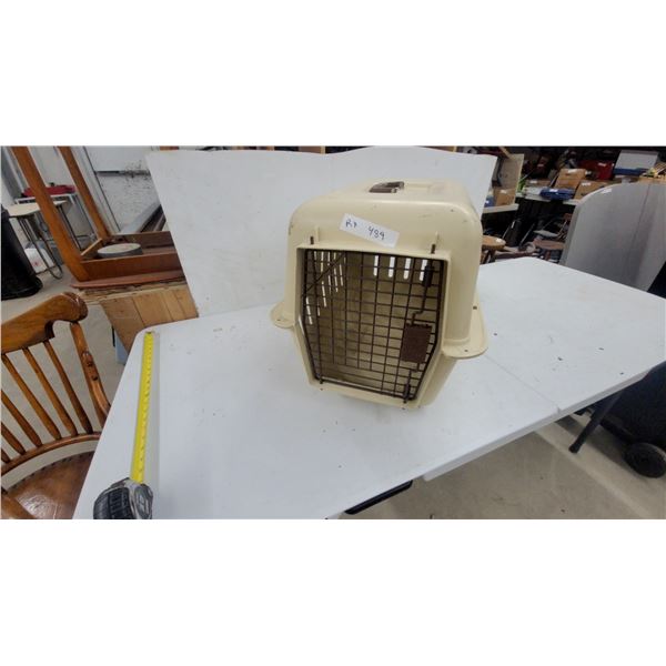 Plastic Pet Carrier with Metal Grid Door and Top Handle 16" x 20" x 13"