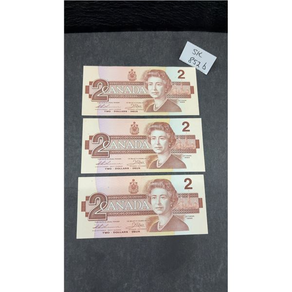 Three 1986 Bank of Canada Two Dollar Bills, Queen Elizabeth II, Very Nice Condition