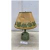 Image 1 : Vintage Coleman 168K Gas Table Lamp With Original Glass Globe & Leaf Shade, Circa 1930s ( Shade