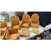 Image 3 : Northern Lights Candles Handcrafted Wooden Display Boxes and Holiday Decor