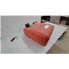 Image 2 : Scepter Red Plastic Marine Portable Gasoline Fuel Tank with Fuel Cap and Fuel Line Connector