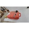 Image 4 : Scepter Red Plastic Marine Portable Gasoline Fuel Tank with Fuel Cap and Fuel Line Connector