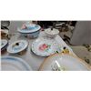 Image 5 : Vintage Enamelware Collection: Fruit and Floral Platters, Lidded Bowls, Mugs on Tree, and More