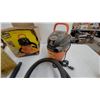 Image 2 : Armor All Vac-Mate 2 H.P. Wet/Dry Vac, Air Compressor, & Extendable Brush/Scraper