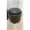 Image 5 : Three-Drawer Storage Unit and Round Faux Leather Ottoman