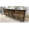 Image 3 : Mid-Century Modern Dresser and Mirror, 72 × 17 × 30"