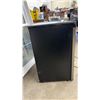 Image 3 : Danby Bar Fridge, Model DAR125SLDD, 2011, with Power Cord