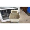 Image 11 : Vintage One-Minute Washing Machine and Wringer on a Steel Rolling Stand