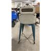 Image 5 : Vintage One-Minute Washing Machine and Wringer on a Steel Rolling Stand