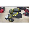 Image 10 : Hockey Equipment: Pants, Gloves, CCM Shoulder Pads, Skates, and More