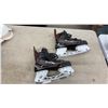 Image 21 : Hockey Equipment: Pants, Gloves, CCM Shoulder Pads, Skates, and More