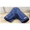 Image 3 : Hockey Equipment: Pants, Gloves, CCM Shoulder Pads, Skates, and More