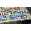Image 10 : Large Baseball, Hockey, and Football Card Collection: Upper Deck, Topps, and Parkhurst