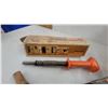 Image 2 : Remington Powder-Actuated Power Hammer with Power Fasteners