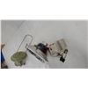 Image 7 : Coleman Portable Catalytic Propane Heater with Tank Adapter and Stand