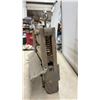 Image 7 : T. Eaton Co. “Eatonia” No. 11 Wringer Washer, Canada