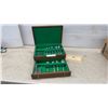 Image 1 : Plaza Stainless USA Flatware Set in Wood Chest
