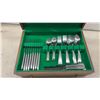 Image 9 : Plaza Stainless USA Flatware Set in Wood Chest